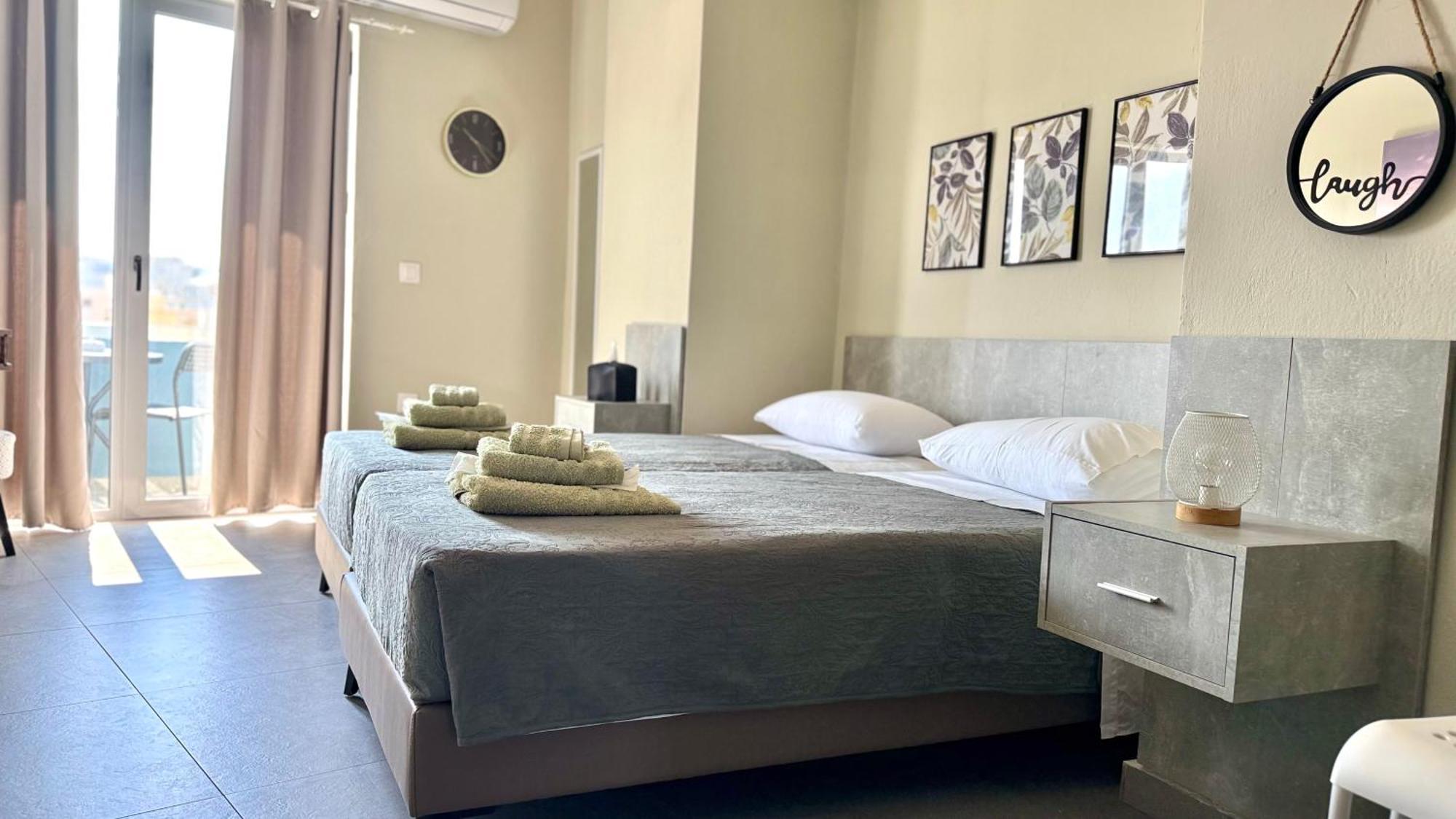 Rhodes City Sea Side Rooms מראה חיצוני תמונה
